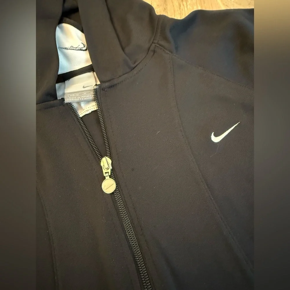 Nike Boys Track Jacket Full Zip Black Long Sleeve Hoodie 8-10 M